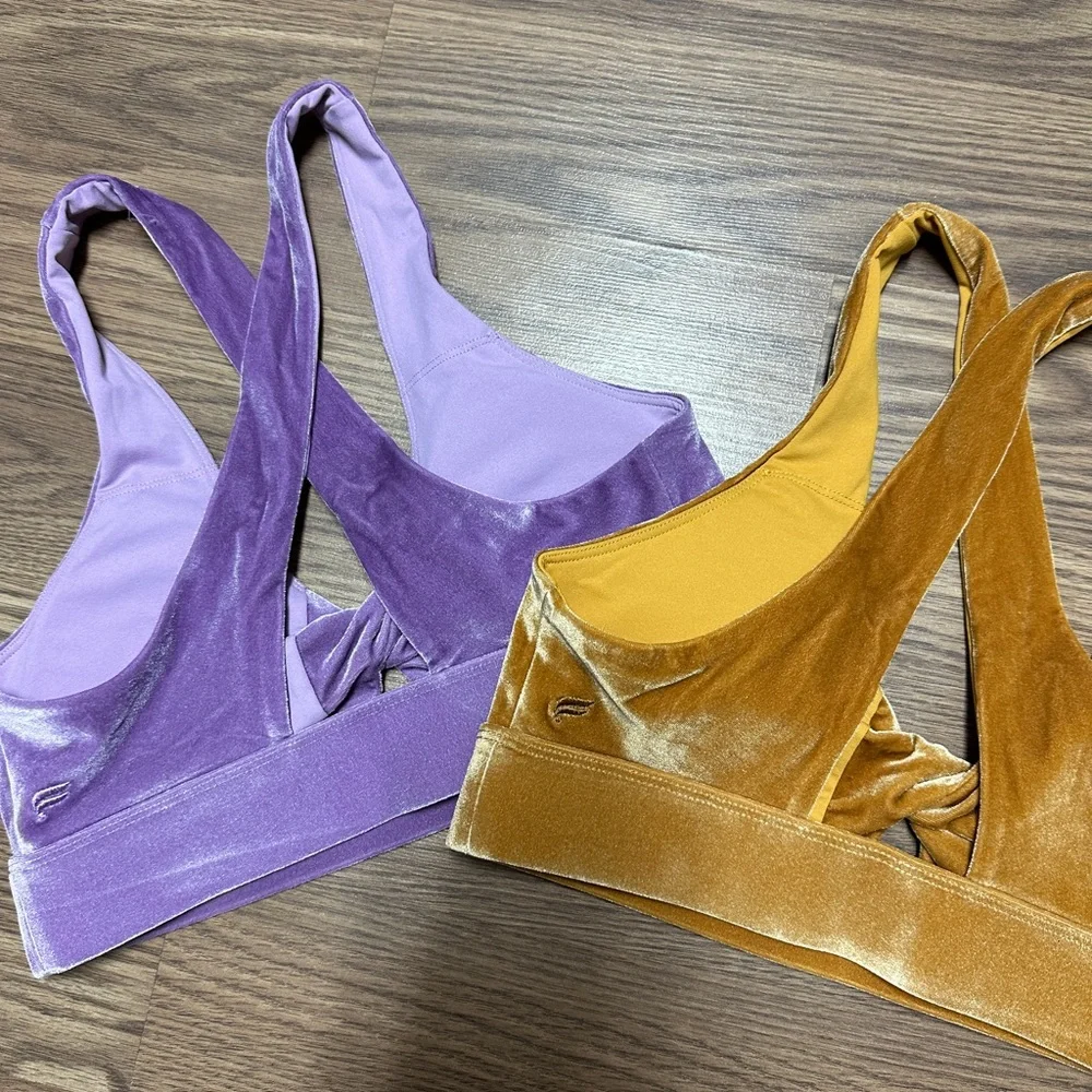 Bundle 2 Fabletics Sports Bras - Picture 2 of 4